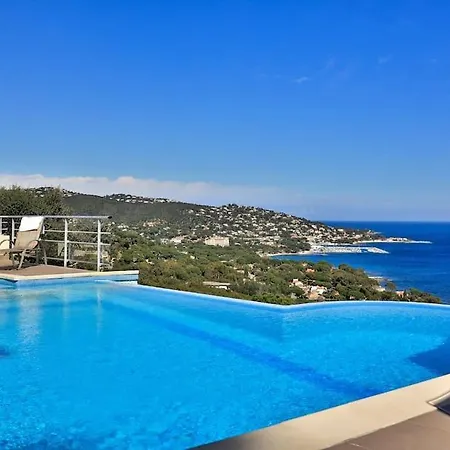 Solimare Vue Mer Exceptionnelle 15 Personnes 6 Piscine A Debordement Sainte-Maxime