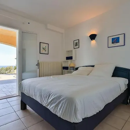 Solimare Vue Mer Exceptionnelle 15 Personnes 6 Piscine A Debordement