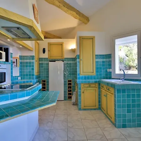 Solimare Vue Mer Exceptionnelle 15 Personnes 6 Piscine A Debordement Villa