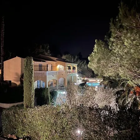 Villa Solimare Vue Mer Exceptionnelle 15 Personnes 6 Piscine A Debordement