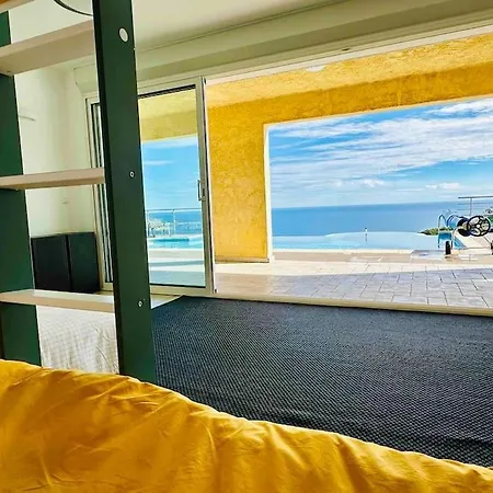 Solimare Vue Mer Exceptionnelle 15 Personnes 6 Piscine A Debordement Villa Sainte-Maxime