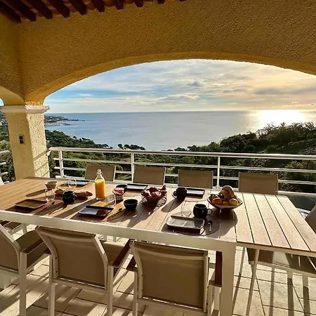 Villa Solimare Vue Mer Exceptionnelle 15 Personnes 6 Piscine A Debordement *